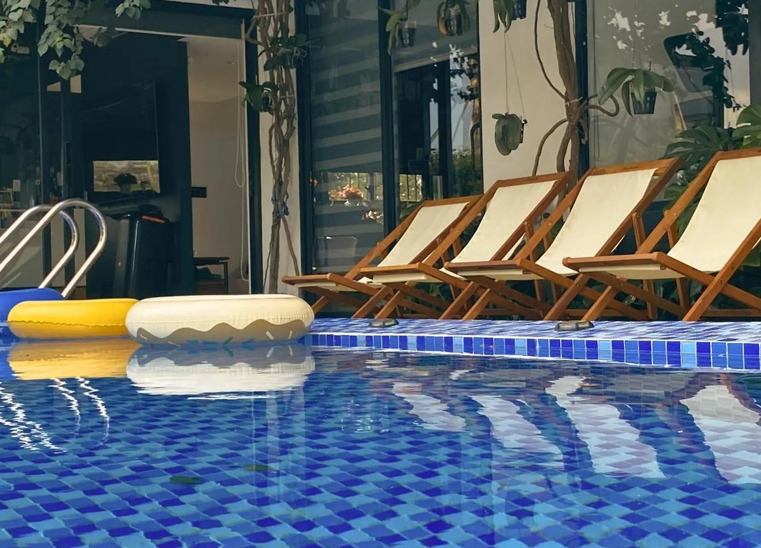 Tropical Retreat 4Brs Poor & Gym, Near Beach, Casino & Golf Da Nang 0*,  Vietnam