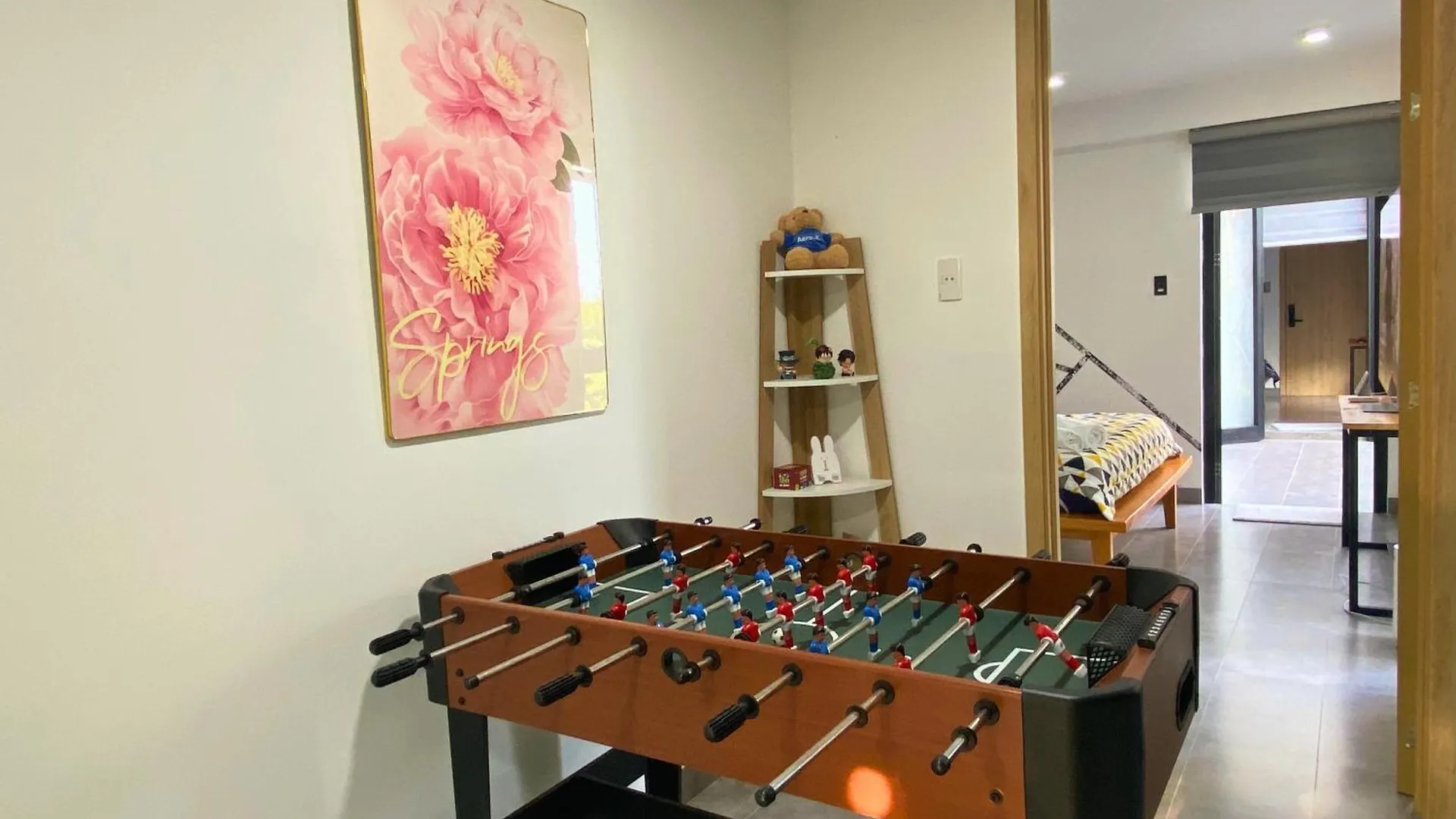 Tropical Retreat 4Brs Poor & Gym, Near Beach, Casino & Golf Da Nang 0*,  Vietnam
